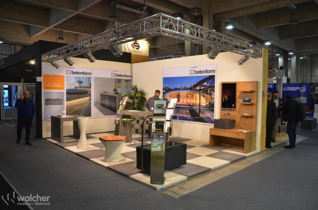 Messestand Betonform auf der Klimahouse 2019 in Bozen, realisiert von Walcher Messebau