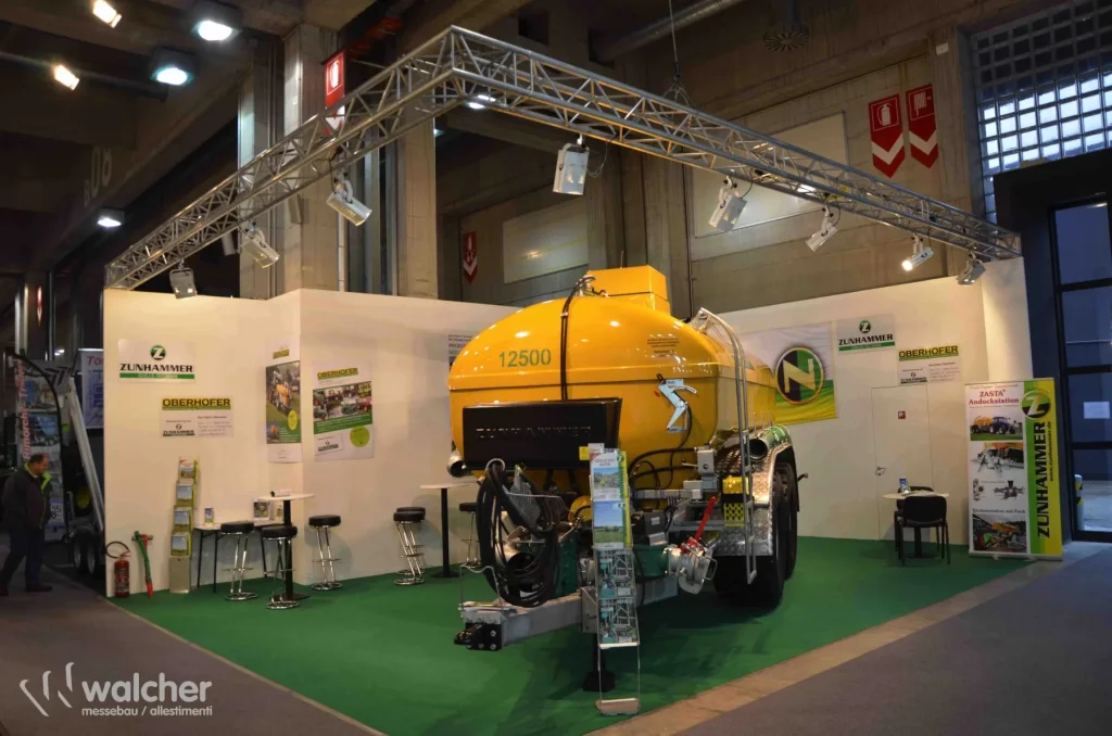 Stand Oberhofer Zuhammer a Agrialp 2019, Fiera Bolzano, realizzato da Walcher Messebau