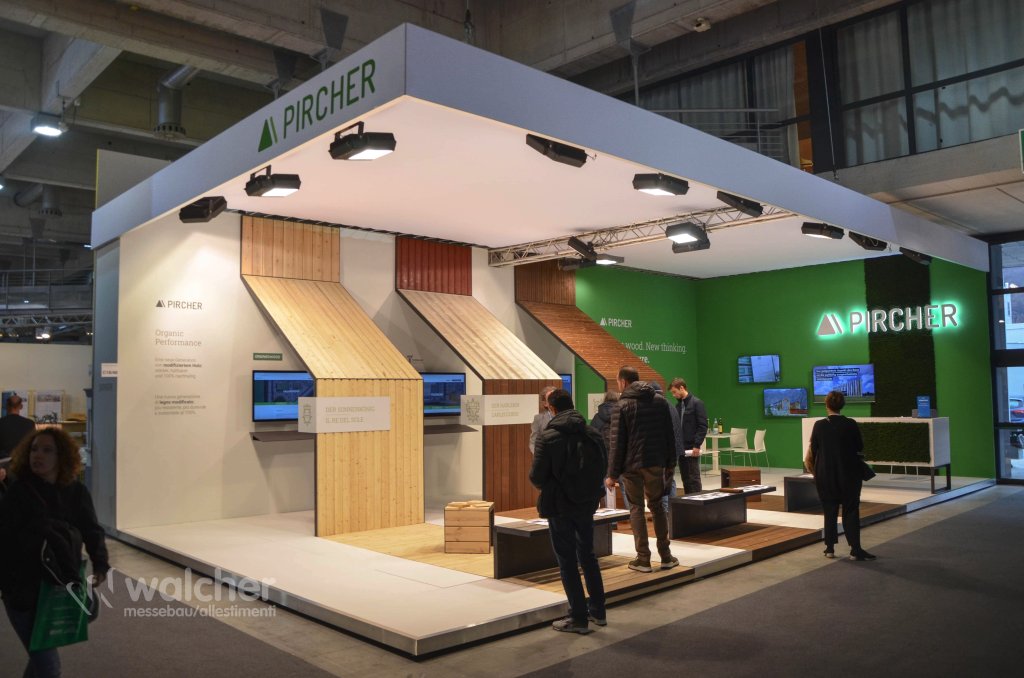 Messestand Pircher auf der Klimahouse 2020 in Bozen, realisiert von Walcher Messebau