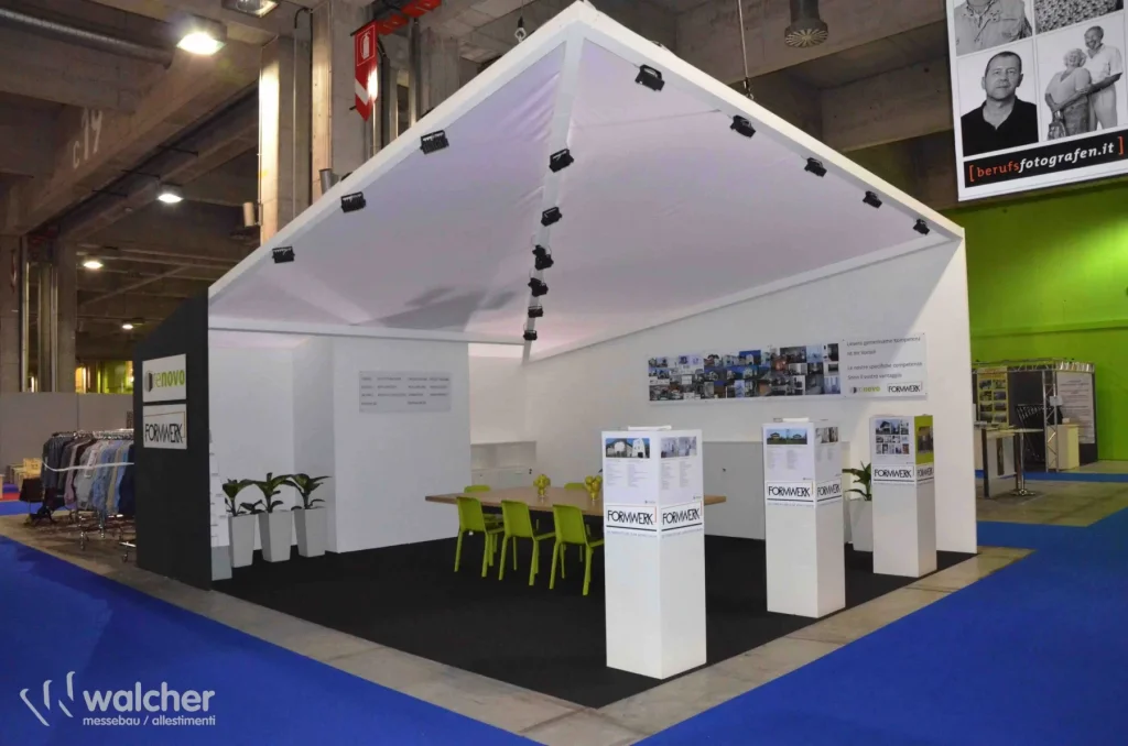 Messestand Renovo auf der Good Life 2013 in Bozen, realisiert von Walcher Messebau
