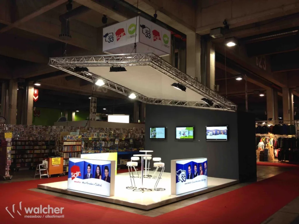 Messestand SDF auf der Freizeit 2014 in Bozen, realisiert von Walcher Messebau